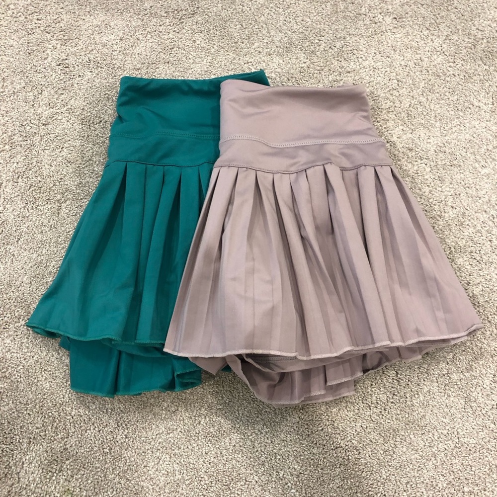 GOLD HINGE SKIRTS!
